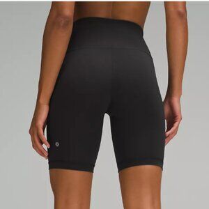 Wunder Train High-Rise Short 8"